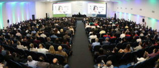 Na abertura da ExpoPostos 2019, representantes do setor de combustíveis discutem o futuro do mercado
