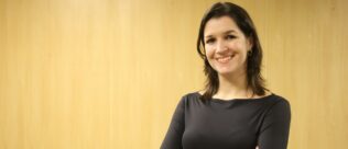 Jornalista Gabriela Lisbôa destaca bandeiras do Combustível Legal em prol do mercado ético