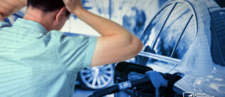 Abasteceram seu carro com o combustível errado? Saiba como cobrar seus direitos de consumidor e confira os riscos para o motor!