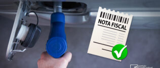 Vai abastecer o carro? Descubra porque é fundamental exigir a nota fiscal