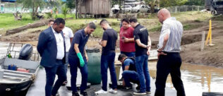 Operação da Polícia Civil de Rondônia apreende 50 mil litros de diesel e armas de fogo no Rio Madeira