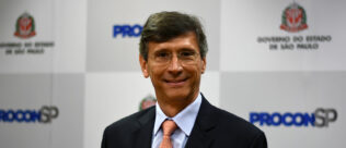 Diretor do Procon-SP aponta principais irregularidades nos postos de combustíveis e alerta para adulteração com metanol