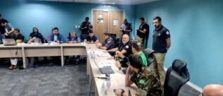 Autoridades da região Norte investem em bases flutuantes superequipadas para combater piratas que roubam combustível