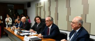 Na reabertura dos trabalhos para 2024 da Frente Parlamentar de Recursos Naturais e Energia, unanimidade quanto à aprovação urgente do PL 164, que caracteriza e diferencia devedores contumazes