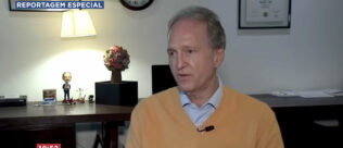 Em entrevista à Band, Emerson Kapaz, presidente do ICL, fala sobre os prejuízos causados pelo mercado irregular