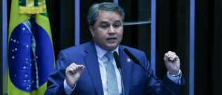 Ano termina sem votação de projeto de lei sobre devedor contumaz