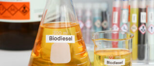 Dados da ANP mostram que fraudes na adição de biodiesel no diesel aumentaram a partir de 2023, quando mistura se tornou obrigatória