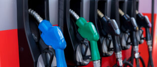 ANP interdita duas distribuidoras em Goiás por suspeita de fraude na mistura de biodiesel