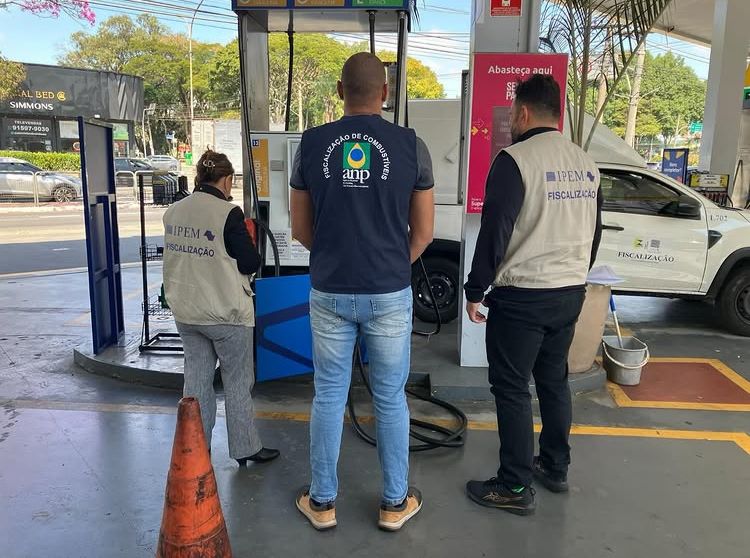 Ipem-SP e ANP firmam acordo de cooperação técnica e operacional