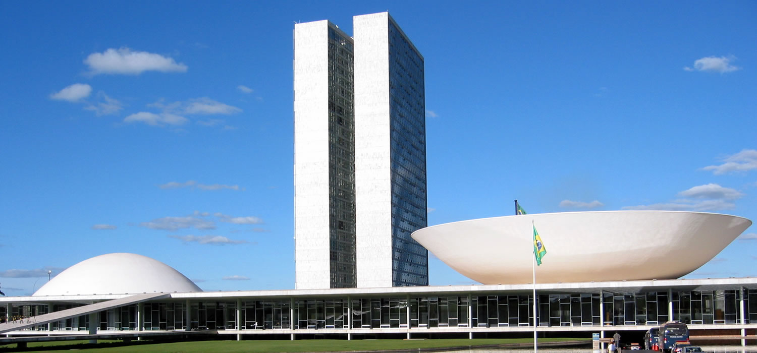 Um basta às fraudes: o avanço no Congresso que pode mudar o dia a dia de quem abastece