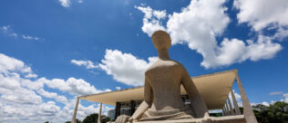 Decisão do STF validando sanções contra devedores contumazes é marco para estados, afirmam advogadas