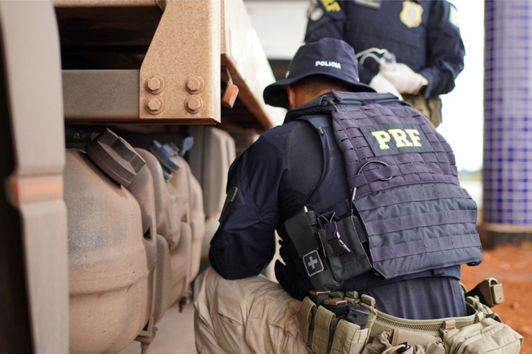 PRF identifica irregularidades no uso de Arla 32 em veículos nas rodovias federais