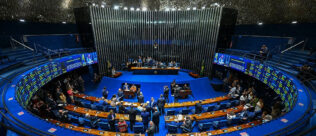 Congresso avança em projetos de combate a crimes no setor de combustíveis
